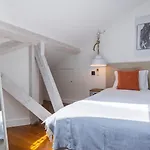 Charming 3bdr Duplex In Center By Lovelystay * Lissabon