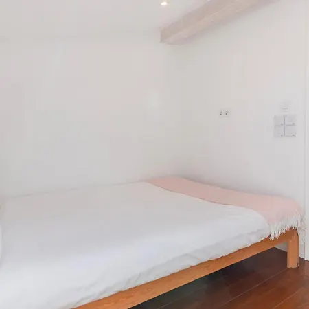 Charming 3bdr Duplex In Center By Lovelystay Apartament Lizbona