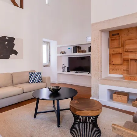 Apartament Charming 3bdr Duplex In Center By Lovelystay Lizbona