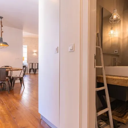 Charming 3bdr Duplex In Center By Lovelystay Apartament