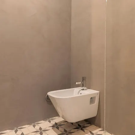Charming 3bdr Duplex In Center By Lovelystay Apartament