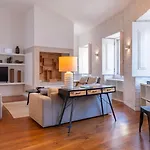 Charming 3bdr Duplex In Center By Lovelystay Daire Lisboa
