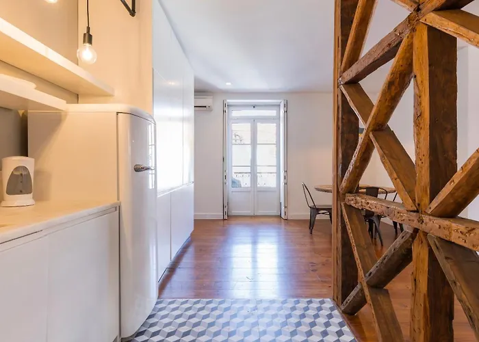 Daire Charming 3bdr Duplex In Center By Lovelystay *