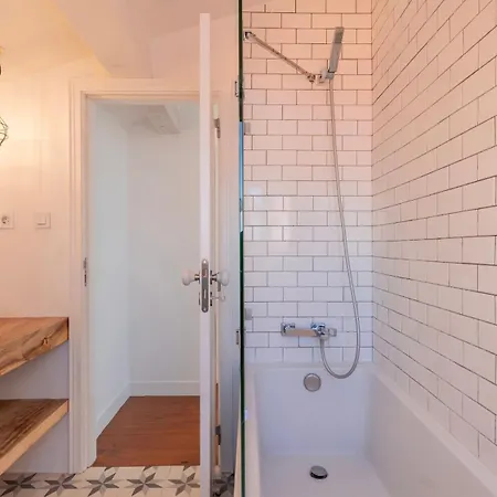 Apartamento Charming 3bdr Duplex In Center By Lovelystay *